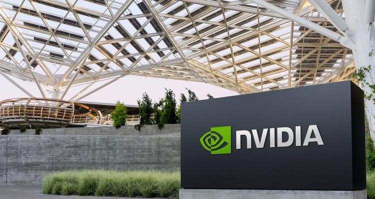 Nvidia +80% YTD 2025: tekenen van ...