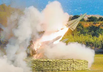 VS koopt mogelijk MIM-23 Hawk grond-luchtraketsystemen ...