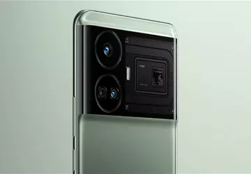 De realme GT 5 met 144Hz ...