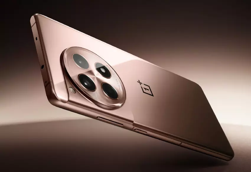 Zonder de presentatie af te wachten: OnePlus heeft onthuld hoe de OnePlus Ace 3 (aka OnePlus 12R) eruit zal zien in de kleur Mingsha Gold