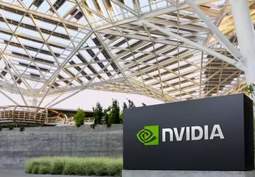 NVIDIA verdrievoudigt inkomsten en 13-voudigt netto-inkomen ...