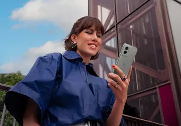 Moto G55: 120Hz-scherm, MediaTek Dimensity 7025-chip, ...