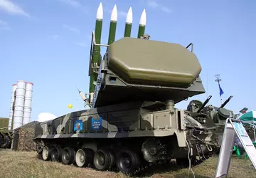 Israël vernietigt helikopters en luchtverdedigingssystemen gecontroleerd ...