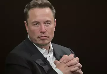 Amerikaanse toezichthouders eisten dat Tesla gegevens ...