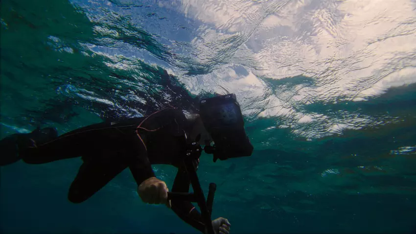 Samsung heeft een speciale Ocean Mode-technologie ontwikkeld voor Galaxy-smartphones om duikers te helpen bij het verkennen van koraalriffen