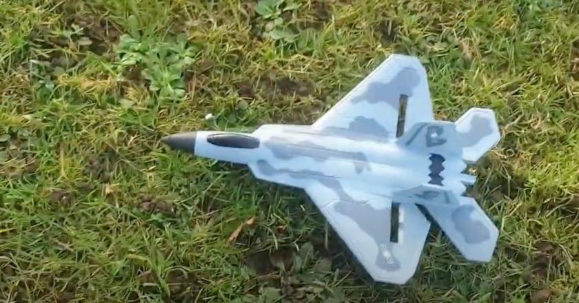 HAWK'S WORK F22 rc vliegtuig