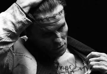 De eerste beelden van Christian Bale ...