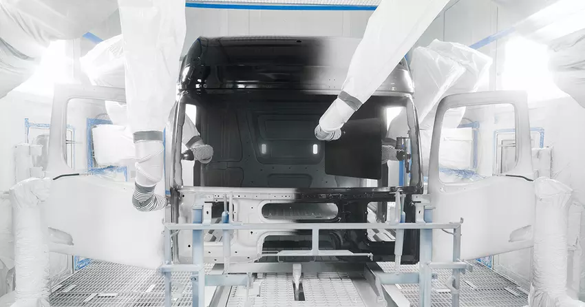 Mercedes-Benz fabriek lanceert innovatieve lakmethode voor vrachtwagencabines