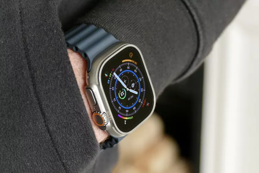 Bloomberg: Apple Watch krijgt in 2024 een vernieuwd design en een functie om de bloeddruk te meten