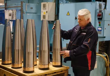 Noorwegen trekt 1,2 miljard Noorse kronen ...