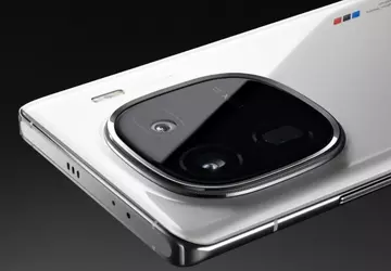 De iQOO 12 met Snapdragon 8 ...