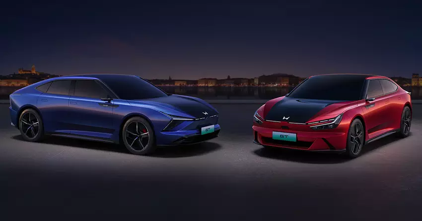 Dongfeng Honda GT (links) en GAC Honda GT (rechts). Illustratie: Honda