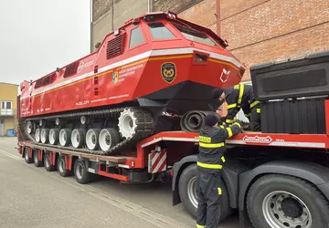 Tsjechië test nieuw amfibievoertuig KALAN ter ...