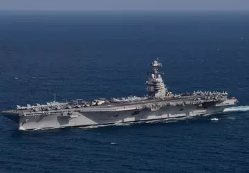 China heeft het vliegdekschip USS Gerald ...