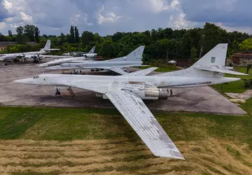 Russen gebruiken Tu-160 strategische bommenwerpers tegen ...