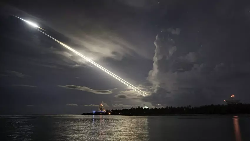 Lockheed Martin heeft bijna 1 miljard dollar gekregen voor de ontwikkeling van de MK21A terugkeerraket voor de LGM-35A Sentinel intercontinentale ballistische raket.