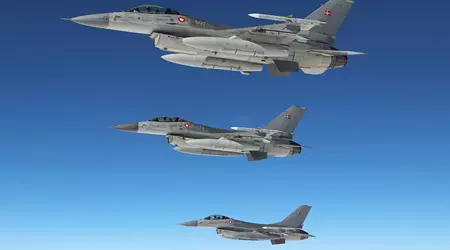 Denemarken overhandigt eerste lading F-16 Fighting Falcon gevechtsvliegtuigen aan Oekraïne binnen een maand