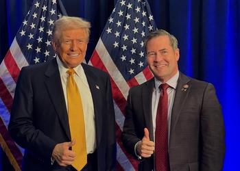 Trump's nationale veiligheidsadviseur gebruikte persoonlijke Gmail ...