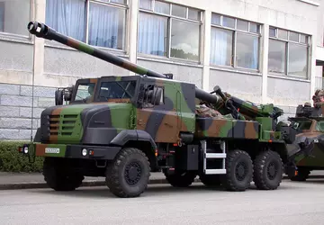 Frankrijk creëert een defensiefonds waarin burgers ...