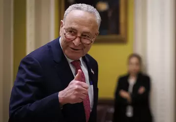 Amerikaanse senator roept Congres op om ...