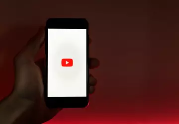 YouTube lanceert mogelijk een AI-tool om ...