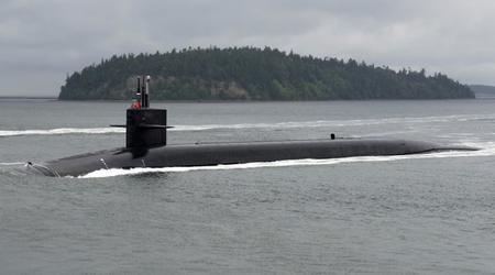 De VS hebben een Ohio-klasse onderzeeër met kernaandrijving en 154 Tomahawk kruisraketten of Trident II intercontinentale ballistische raketten naar het Midden-Oosten gestuurd.