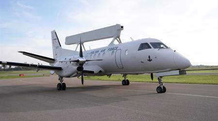 Polen heeft het eerste Saab 340B AEW-300 langeafstandsradar detectie- en controlevliegtuig ontvangen