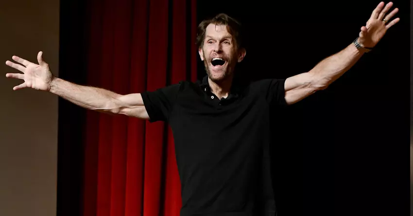 De stem van de legendarische Kevin Conroy, vooral bekend van zijn rol als Batman, zal postuum verschijnen in de Devil May Cry anime serie.