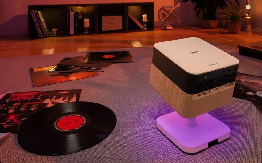 Epson EF-51 projector