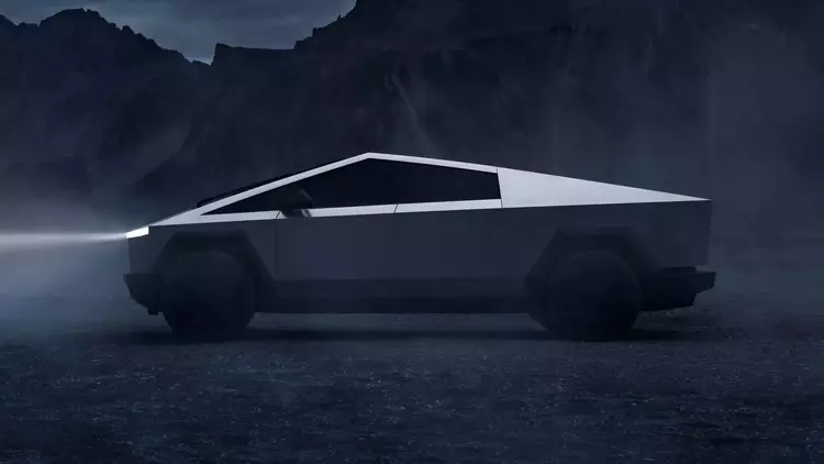 Kopers van een Tesla Cybertruck komen ...