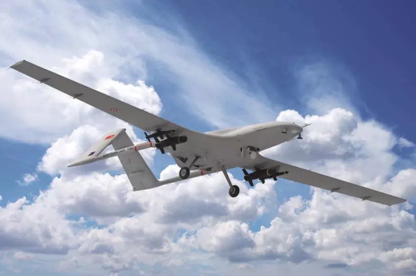 Oekraïne ondertekent 3 nieuwe overeenkomsten met UAV-fabrikant Bayraktar