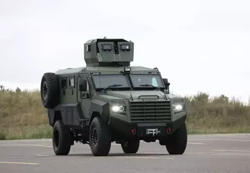 Canadese pantservoertuigfabrikant Roshel levert 1700e Senator ...