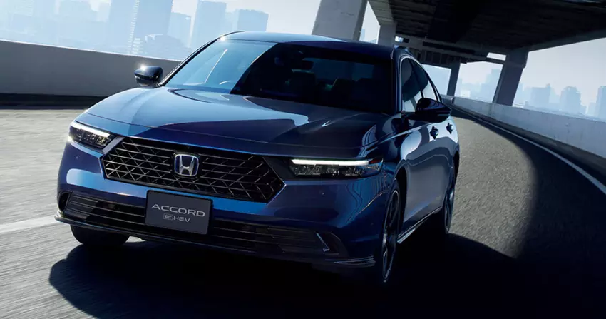 Honda Accord kan nu zonder handen op het stuur rijden