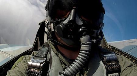 Wereldrecord: Oekraïense F-16 piloot schiet voor het eerst ter wereld 6 kruisraketten neer in één gevechtsmissie