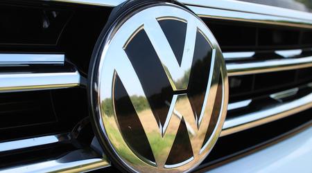 WSJ: VW gaat een toeslag heffen op de prijskaartjes van auto's die in de VS worden geïmporteerd.