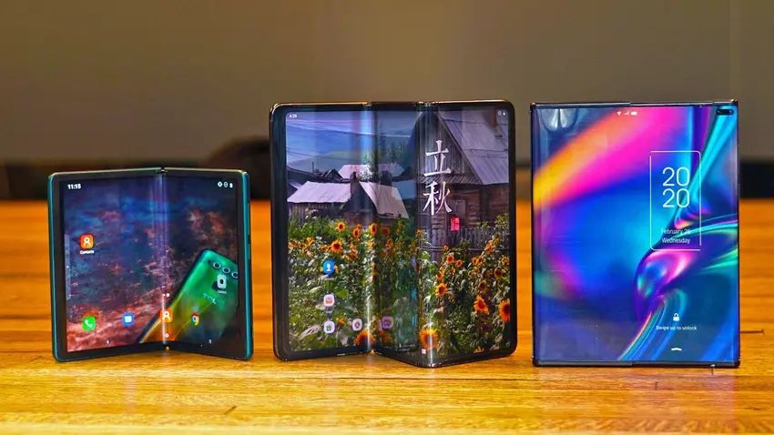 TCL introduceert 's werelds eerste drievoudig opvouwbare telefoon