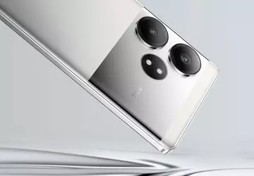 Realme GT 6T: 120Hz LTPO AMOLED ...