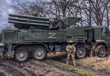 Servië annuleert contracten met Russische defensie-industrie ...