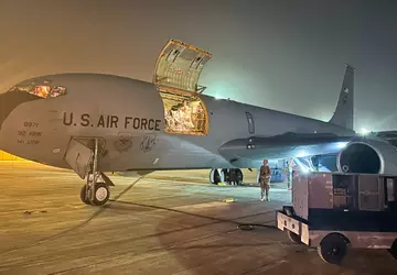 De VS hebben KC-135 Stratotanker tankvliegtuigen ...