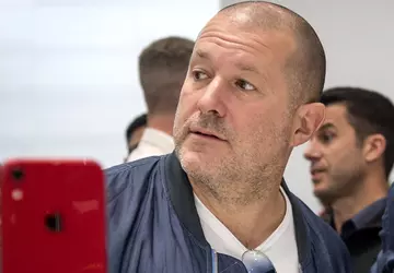 Jony Ive en Sam Altman werken ...