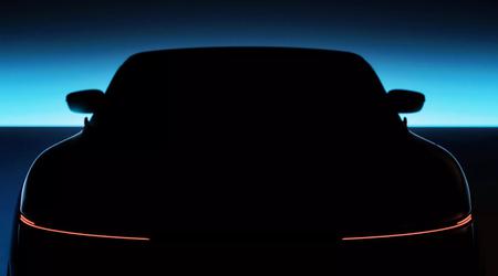 BMW hinted at a new concept car - a possible shooting brake based on Skytop