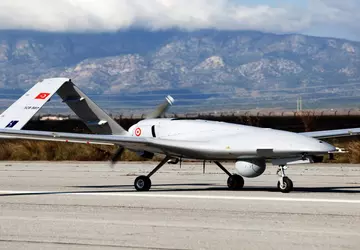 Malediven schaffen Turkse Bayraktar TB2 drones ...