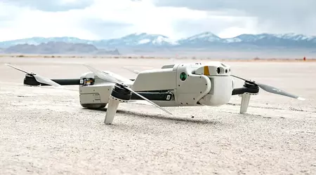 Teledyne FLIR Defence heeft de Rogue 1 onthuld, een high-tech gevechtsdrone uitgerust met een innovatief ontploffingsvermijdingssysteem.