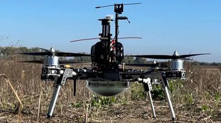Finnen presenteren een nieuwe Steel Eagle ER aanvalsdrone, speciaal ontwikkeld voor het Oekraïense leger