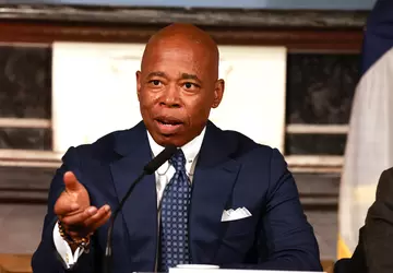 De burgemeester van New York gebruikt ...