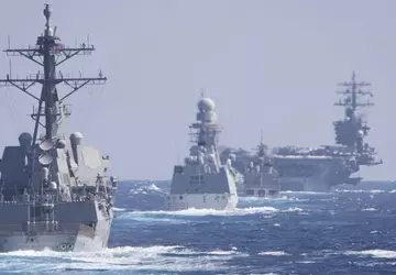 De geleide raket destroyer USS Thomas ...