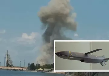 Oekraïense strijdkrachten raken zeehaven Berdyansk met ...