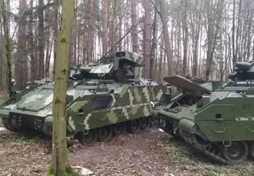 Pentagon bevestigt Bradley infanterie gevechtsvoertuigen al ...