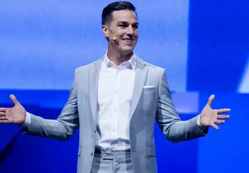 Het hoofd van Electronic Arts is ...