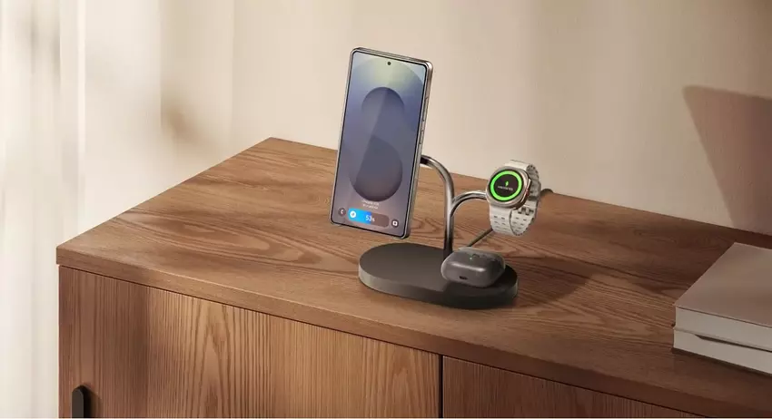 Samsung heeft een handig Qi2-apparaat gelanceerd waarmee je drie Galaxy-gadgets tegelijk draadloos kunt opladen